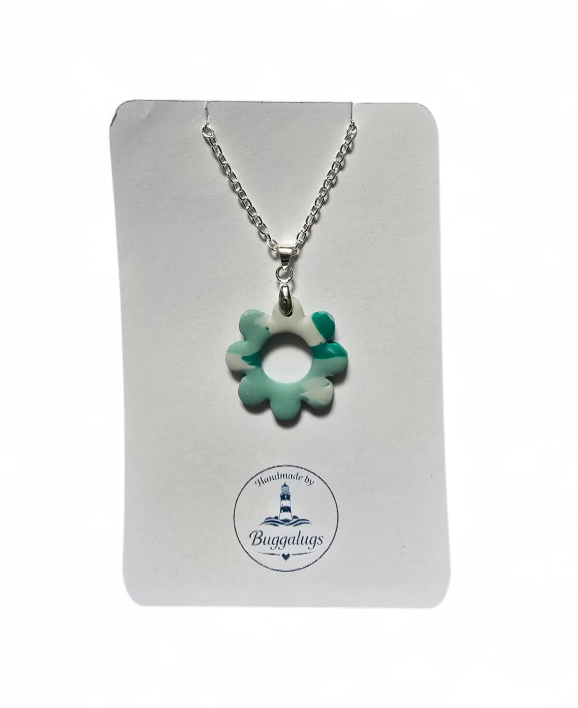 Green daisy necklace