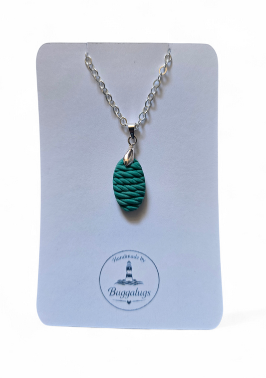 Green thread necklace